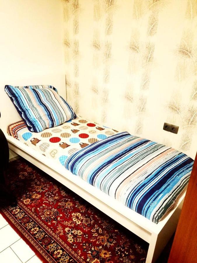 Ferienwohnung In Friedberg フリートベルク エクステリア 写真